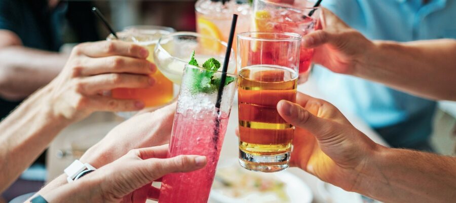 Domani Happy Hour
